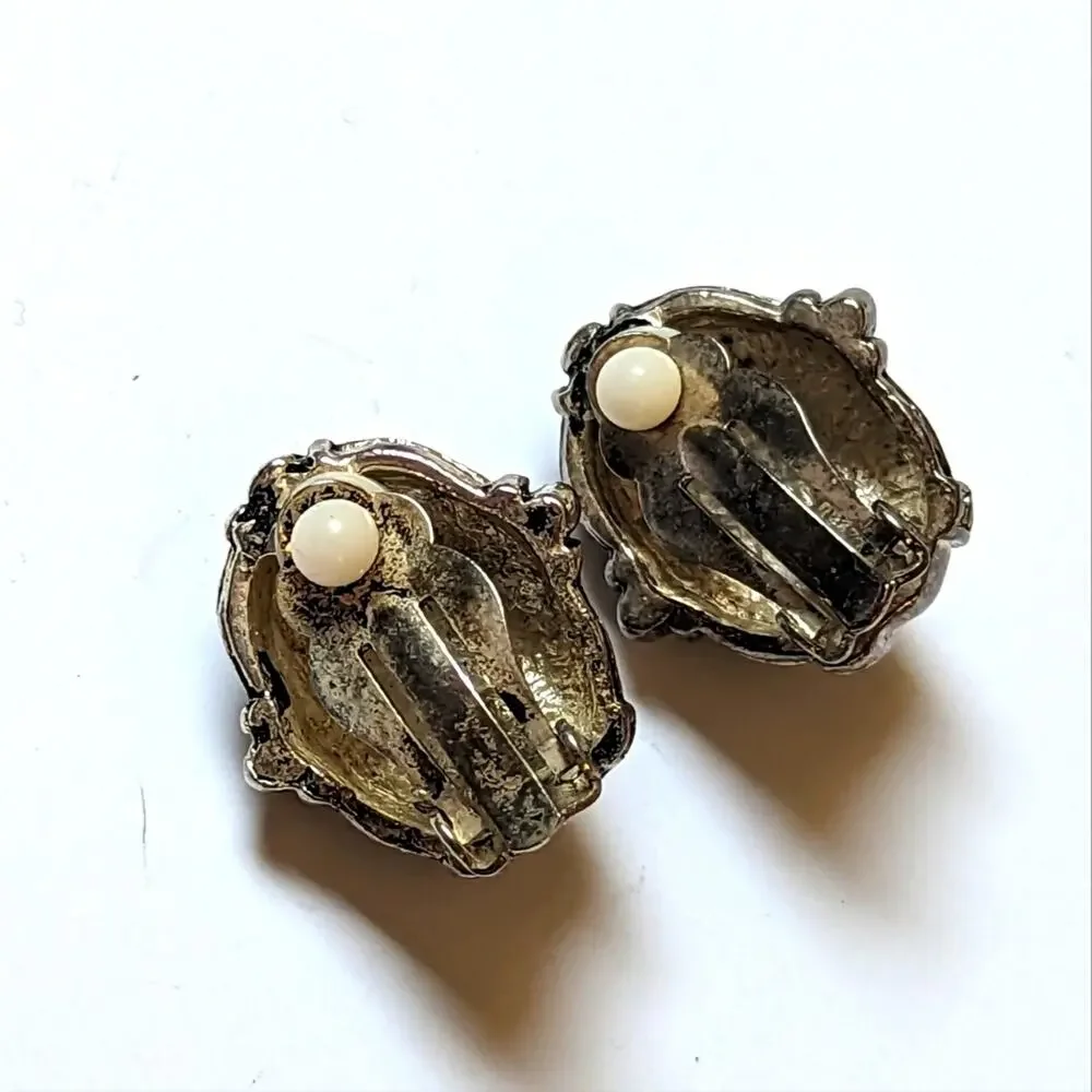 Vintage Silver Tone Brutalist Sodalite Cabochon Textured Clip On Earrings